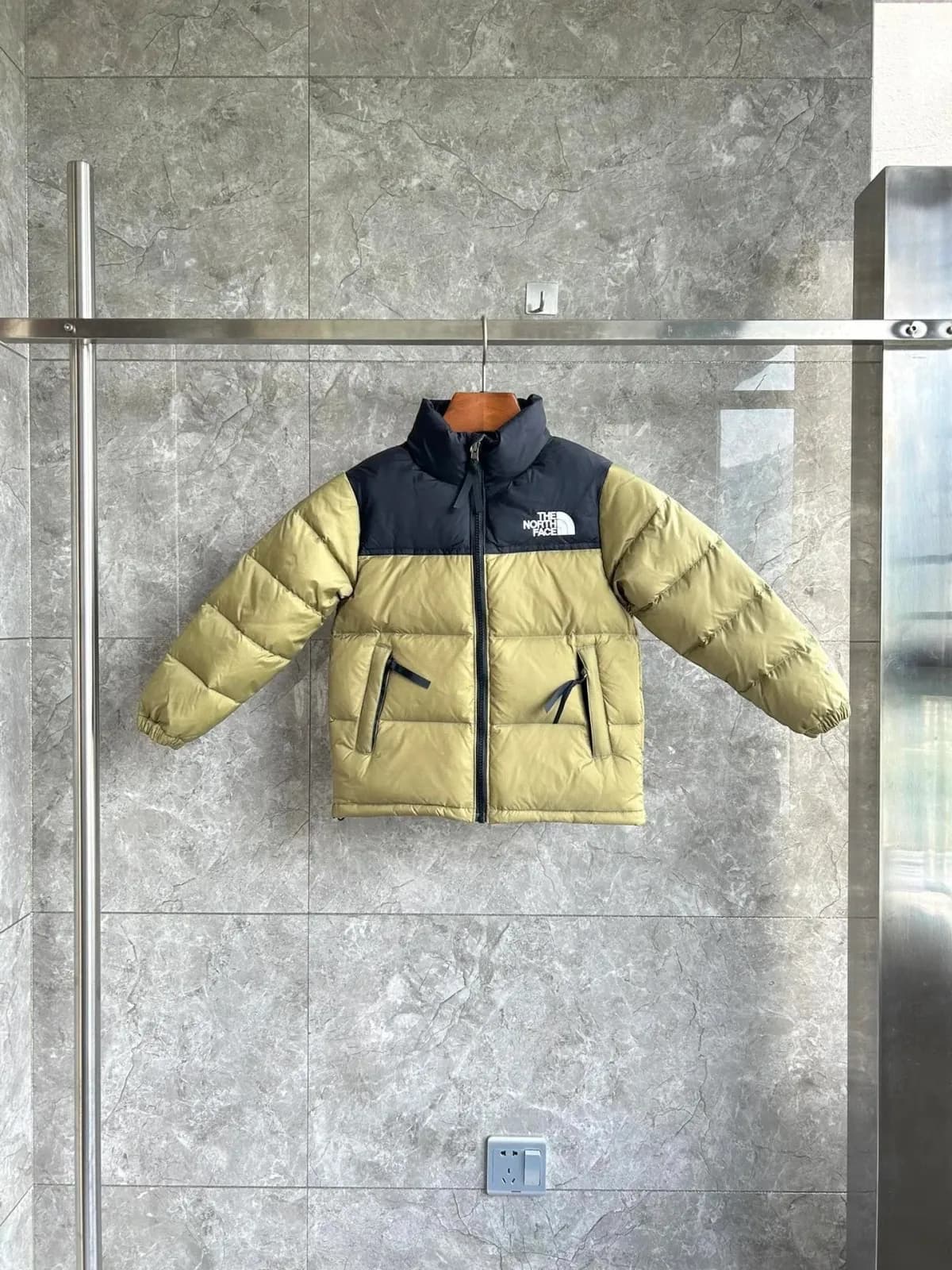 The North Face Jacket (11 Colourways)